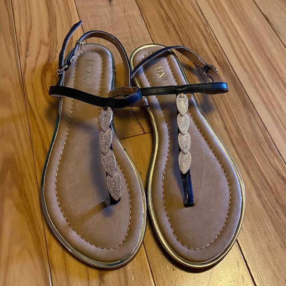 Luxor Sandals